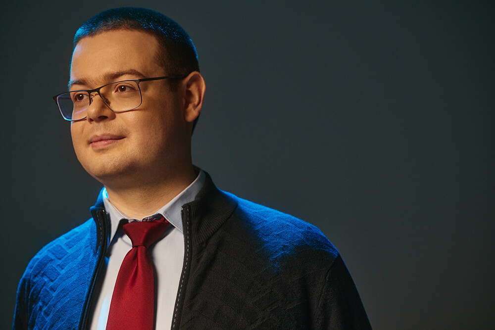 Михаил Медведев